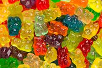 12-flavor-gummi-bears 7.jpg